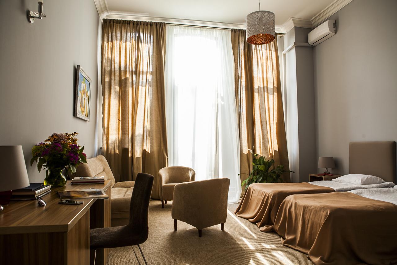Boutique Hotel Amra ซุคุม ภายนอก รูปภาพ