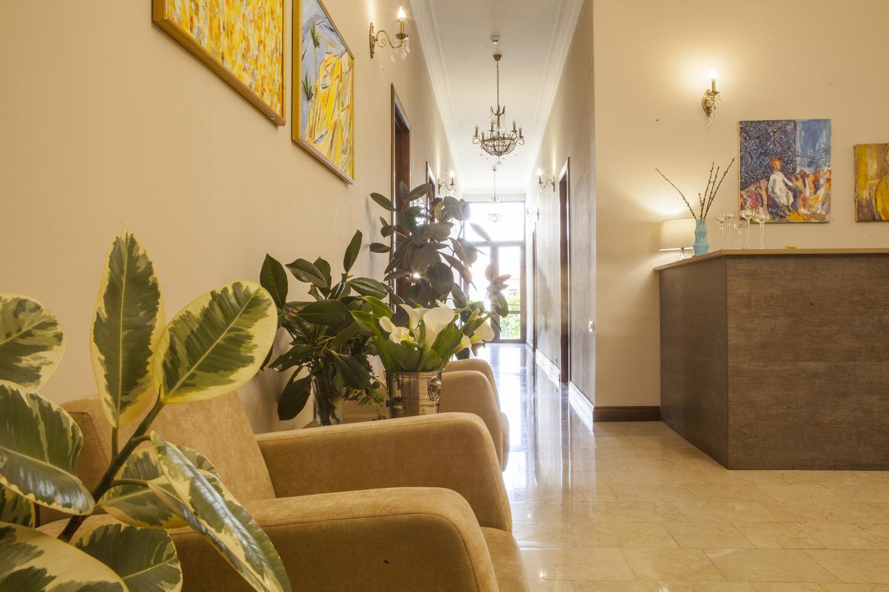 Boutique Hotel Amra ซุคุม ภายนอก รูปภาพ