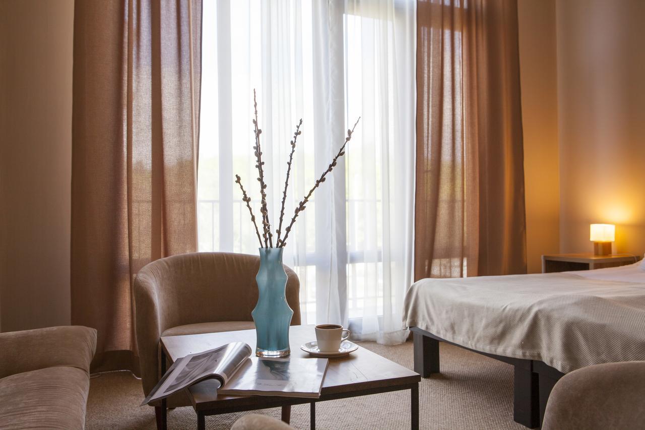 Boutique Hotel Amra ซุคุม ภายนอก รูปภาพ